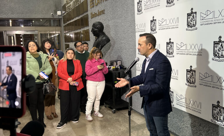 «Ya regresó el viejo Samuel… el de los berrinches», advierte De la Fuente