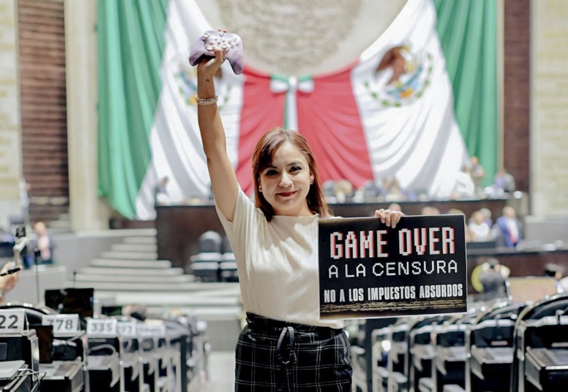 Celebra Iraís que se descarte impuesto a videojuegos  tras anuncio de la Presidente