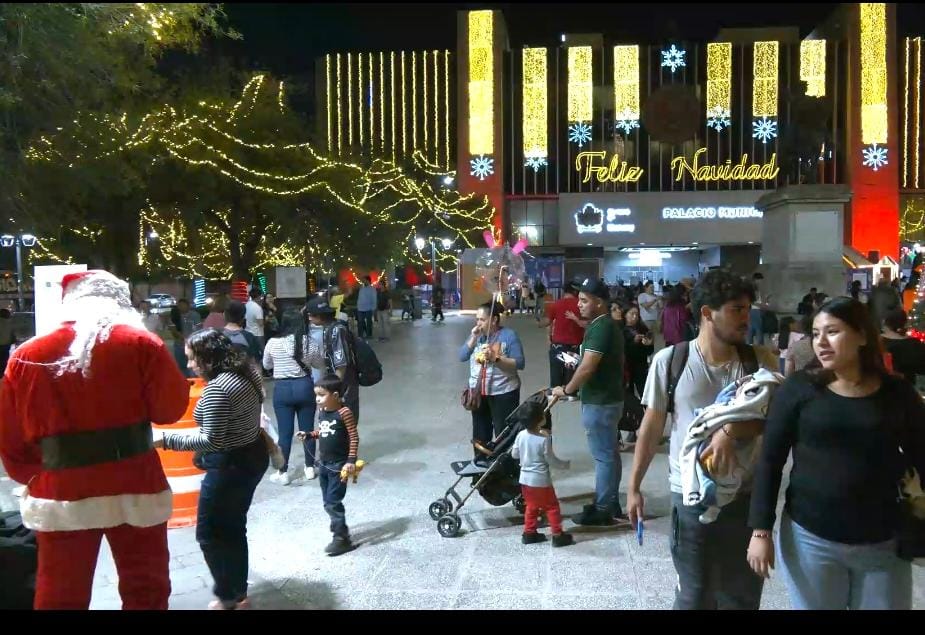 Invitan a disfrutan de actividades navideñas en la Plaza Zaragoza