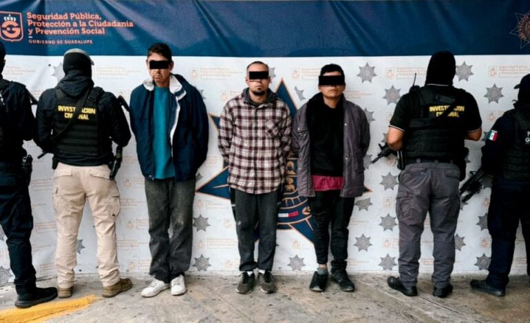 Captura Policía de Guadalupe a ratas nocturnas; cargaban 130 dosis de drogas