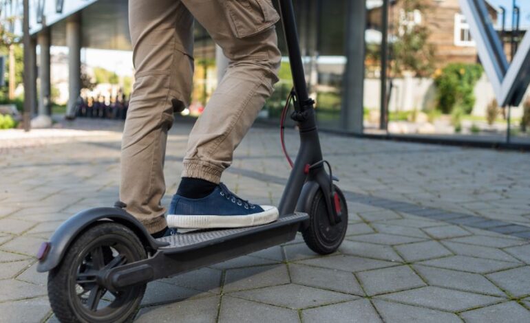 Solicitan en Congreso ordenar el uso de «scooters» como medio de transporte