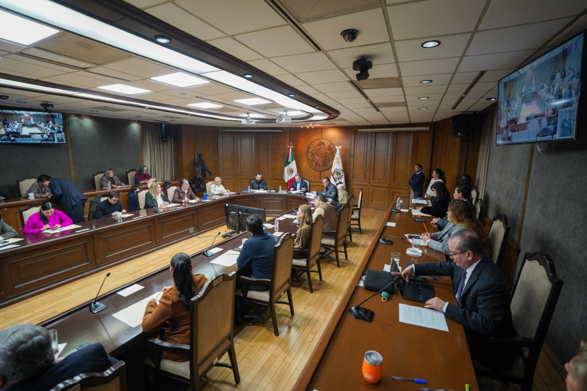 Superan regios cumplidos cifras de Impuesto Predial pagado durante enero