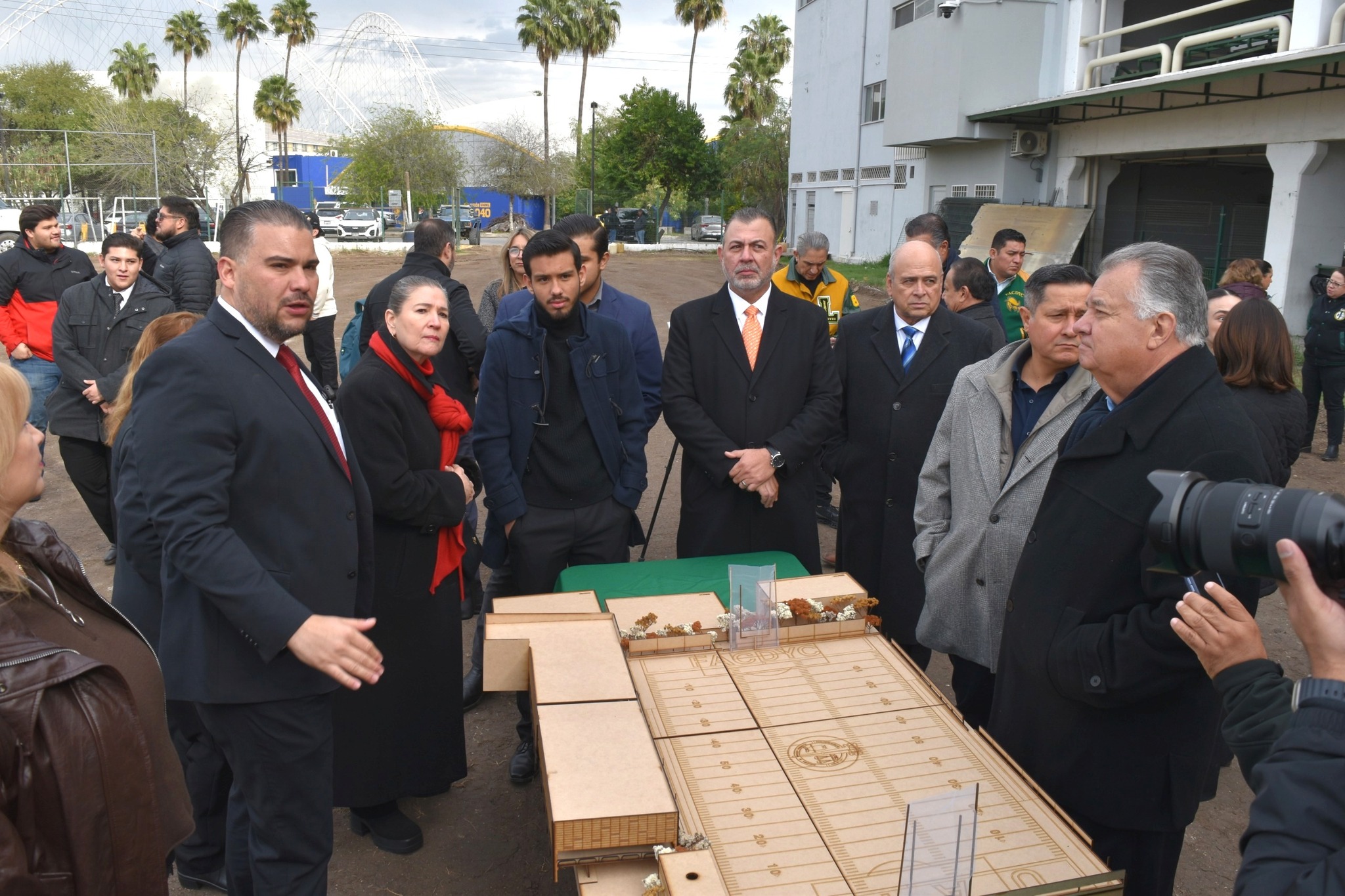 Inicia FACDyC remodelación del campo Raúl García Rosales