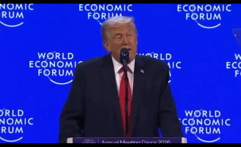 «Pronto atacaremos por tierra a ‘narcos'»: Trump en Davos