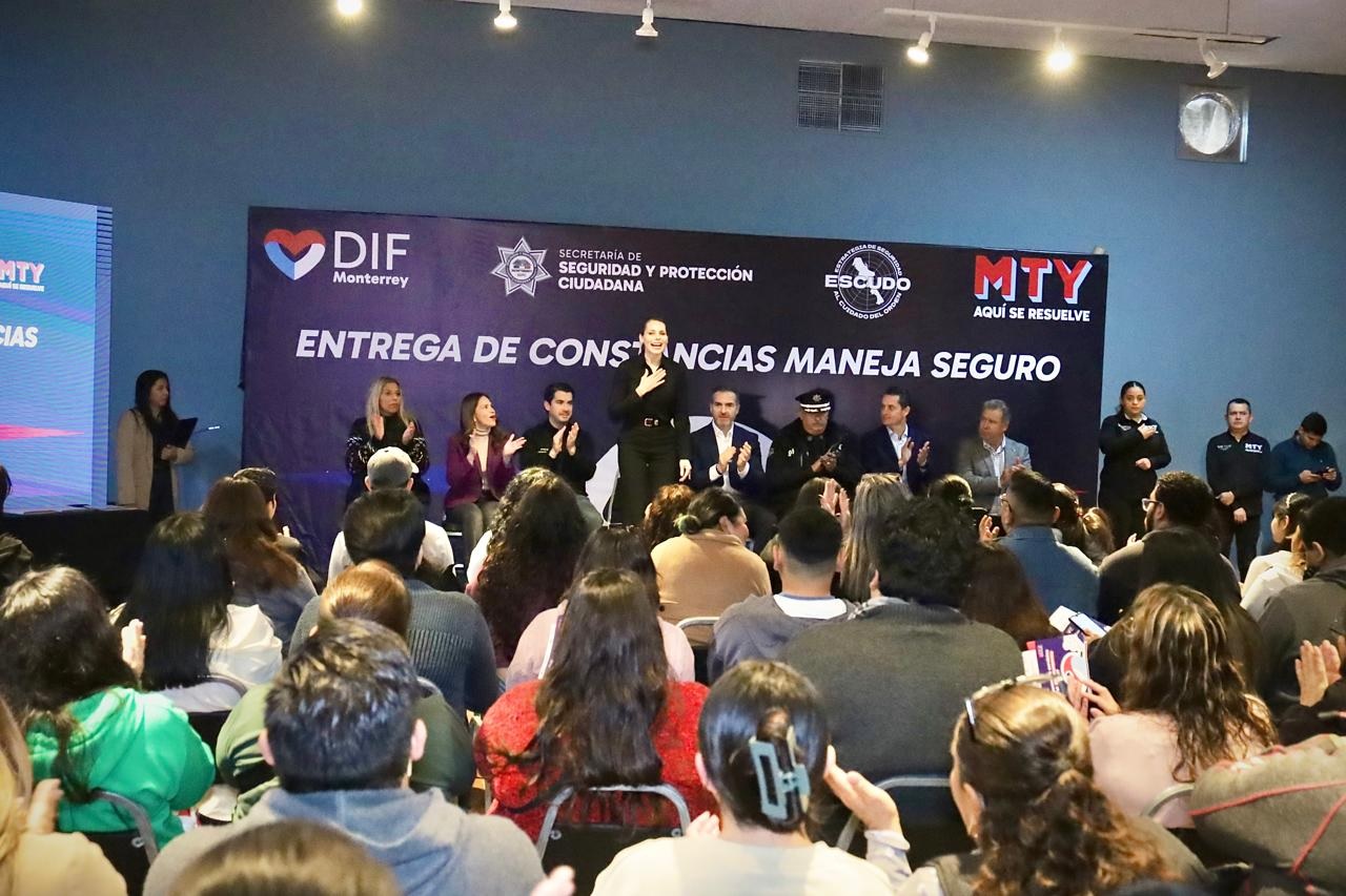 Llega DIF Monterrey a más de 800 beneficiados del programa «Maneja Seguro»