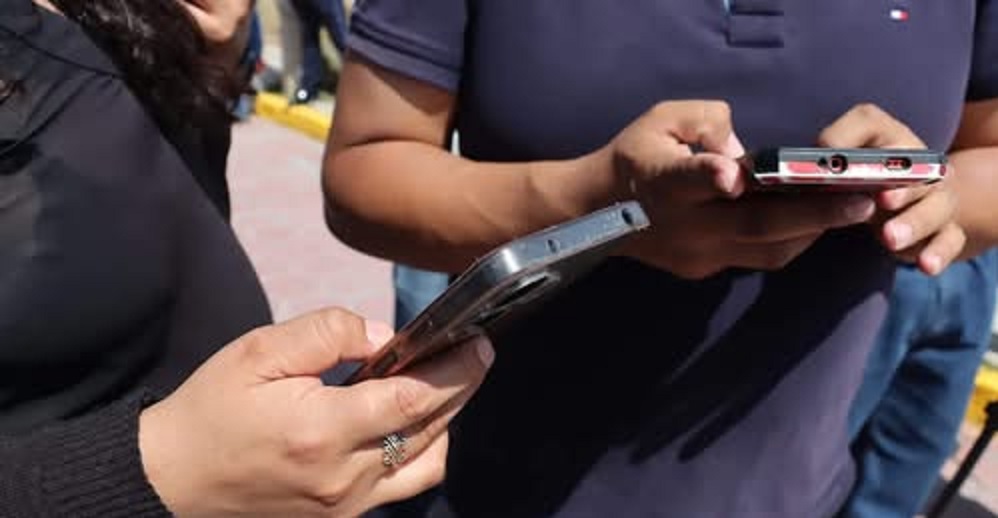 Empresas de telefonía deben proteger datos de usuarios: Sheinbaum