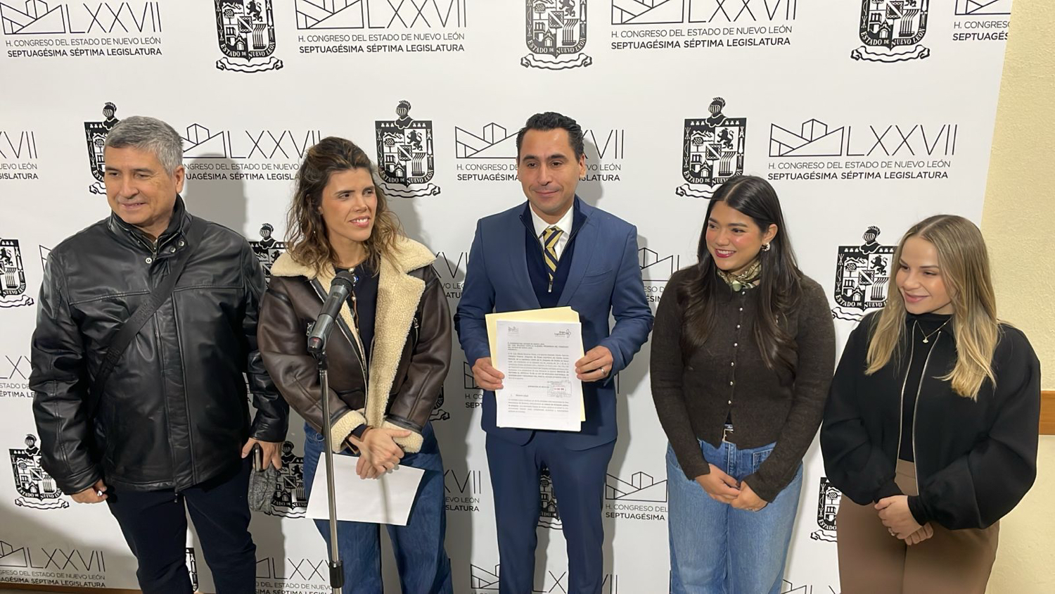 Plantea el PAN que municipios generen empresas de transporte urbano