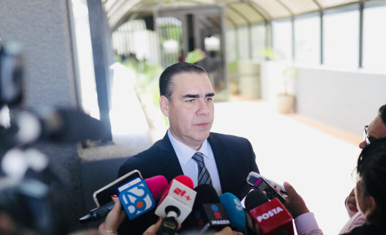 Demanda Heriberto Treviño reapertura de clínicas  en Juárez y que Estado mantenga control