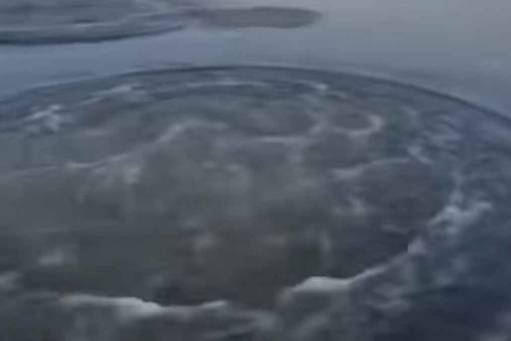 En Guerrero, un hombre que practica Kayak, vivió el sismo de manera peculiar