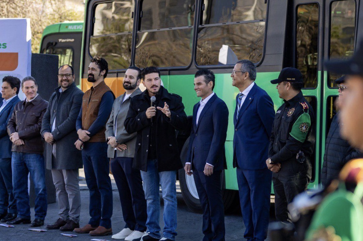 Seguimos trabajando día y noche para mejorar el transporte público: Miguel Flores