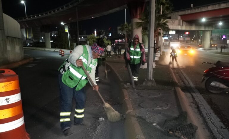 Interviene Servicios Públicos de Monterrey Complejo Vial Gonzalitos