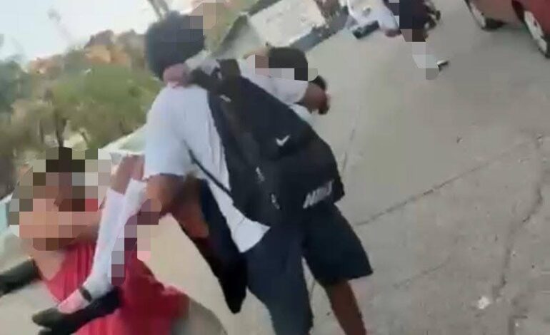 Muere estudiante en ataque de malandros contra unidad de transporte en Acapulco; tenía 16 años