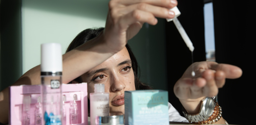 Advierte especialista por abuso del “skincare”