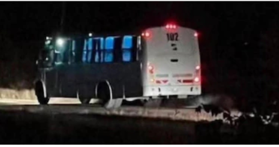 Chofer y pasajeros desaparecen en tramo de San Luis Potosí