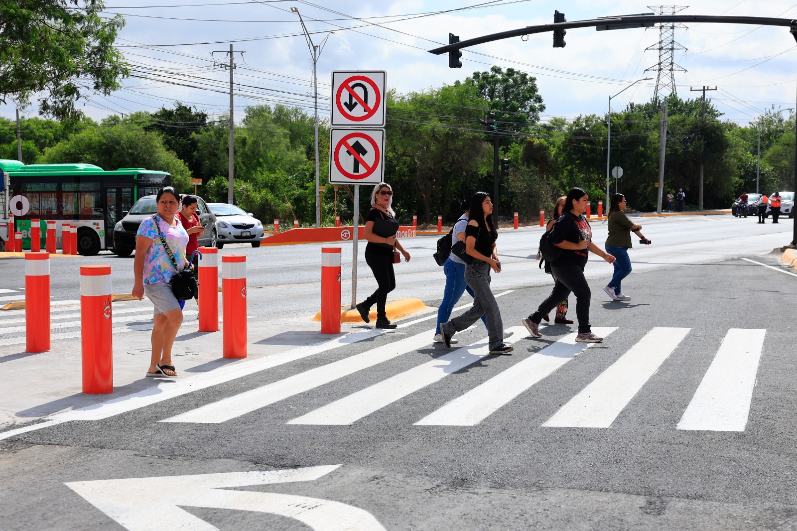 Rehabilitan en Guadalupe señalamientos para mejorar seguridad vial