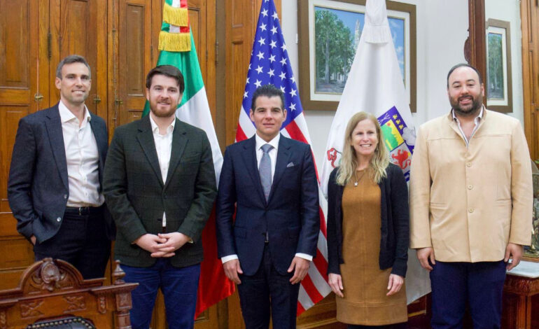 Colaboración diplomática, clave para el desarrollo económico de Nuevo León: Miguel Flores