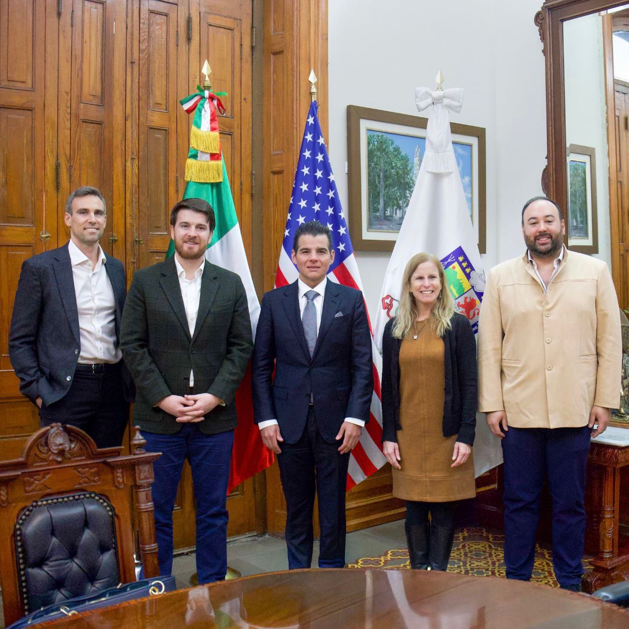 Colaboración diplomática, clave para el desarrollo económico de Nuevo León: Miguel Flores