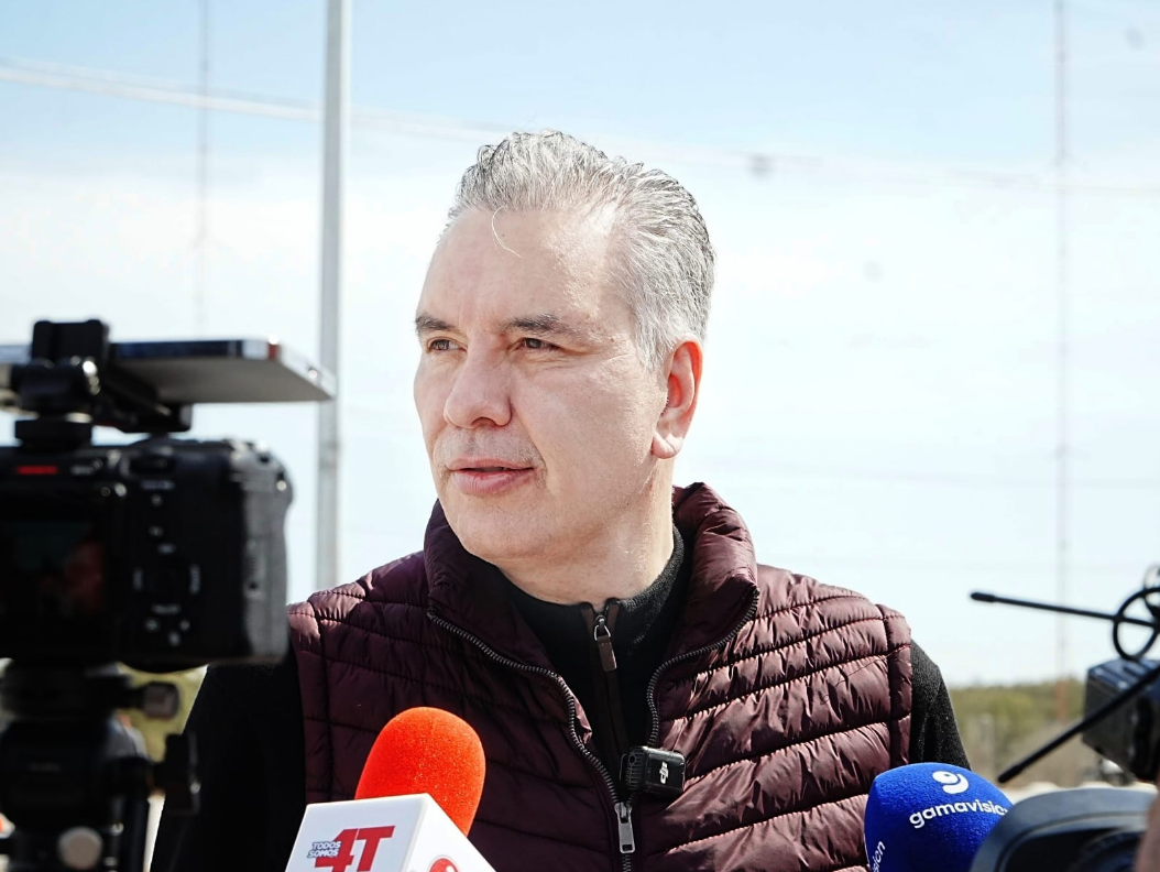 Pagamos más por menos agua: Waldo Fernández denuncia crisis financiera y operativa en AyD