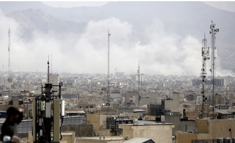 Israel y EU lanzan ataque contra Irán; en respuesta el régimen iraní ataca Dubai, Báhrein y Qatar