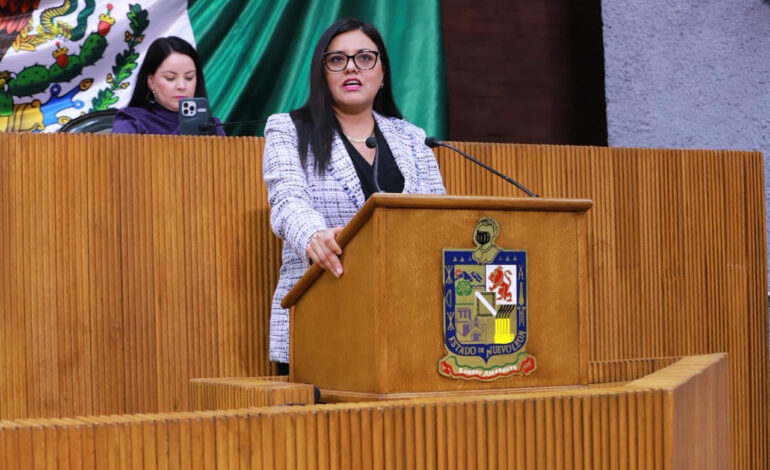 Impulsa Itzel Castillo certeza jurídica y social para Familia Extensa