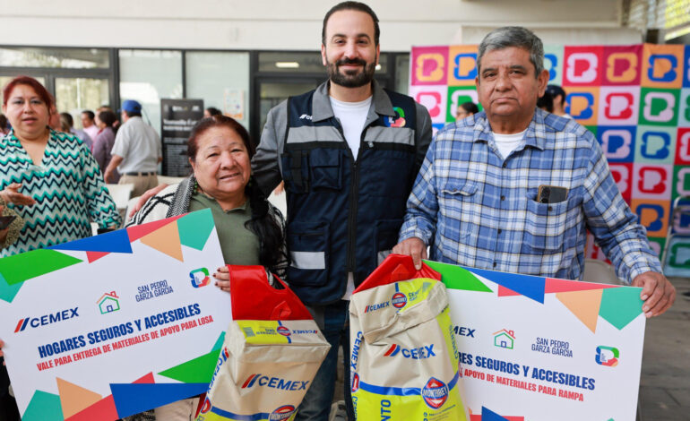 Firma San Pedro convenio con CEMEX para mejorar viviendas de 200 familias