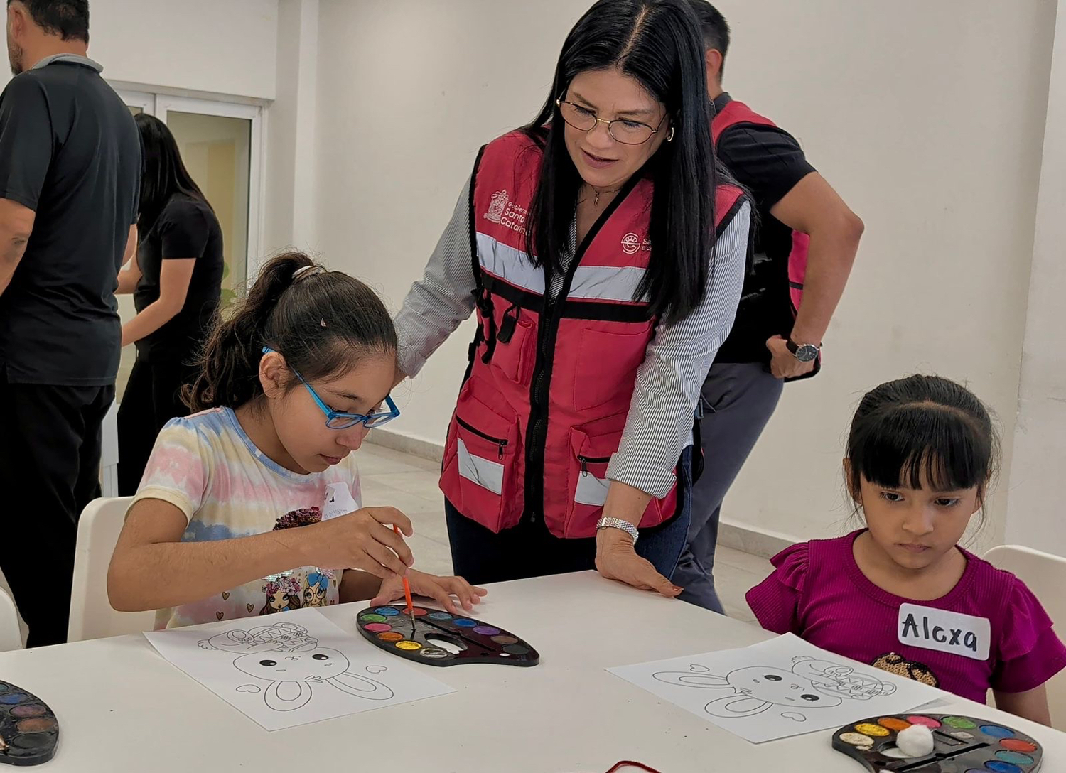 Menores con Autismo disfrutan Taller Cultural