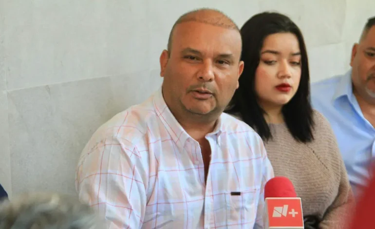 Alcalde de Las Choapas señalado por Rocío Nahle de nexos con el crimen brinca de MC a Morena