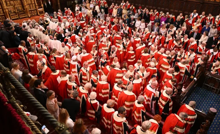 Expulsarán a los aristócratas con puestos heredados en la Cámara de los Lores de RU