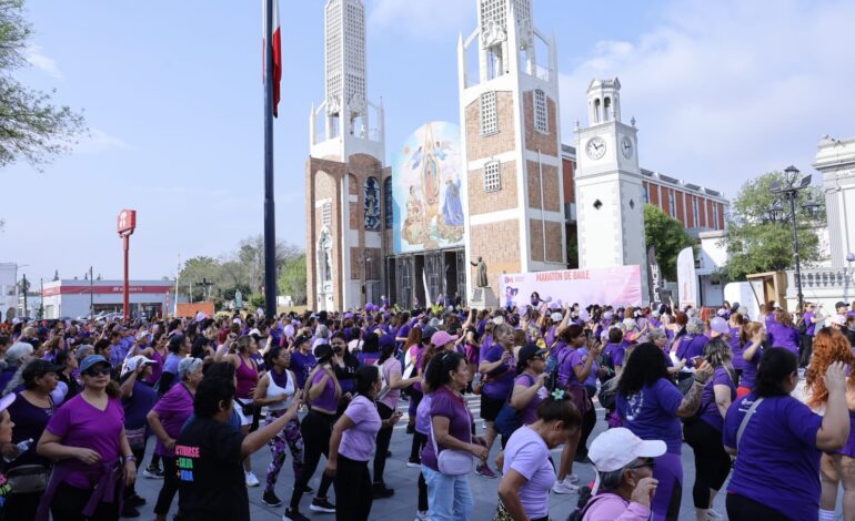 Celebran a las mujeres de Guadalupe con Maratón de Baile