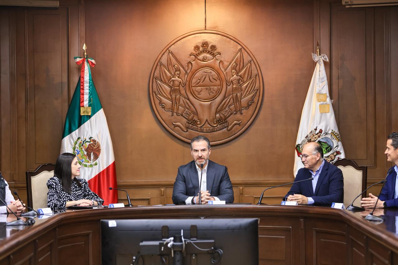 Firma Monterrey convenio turístico con San Luis Potosí rumbo al Mundial 2026