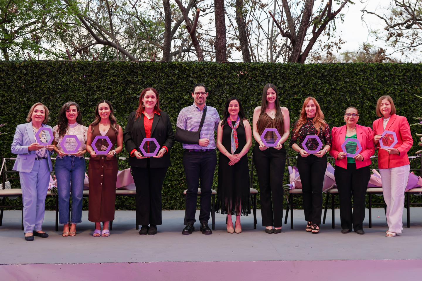 Entregan galardón Mujer Santiaguense “Vidas para Celebrar” a 8 ciudadanas