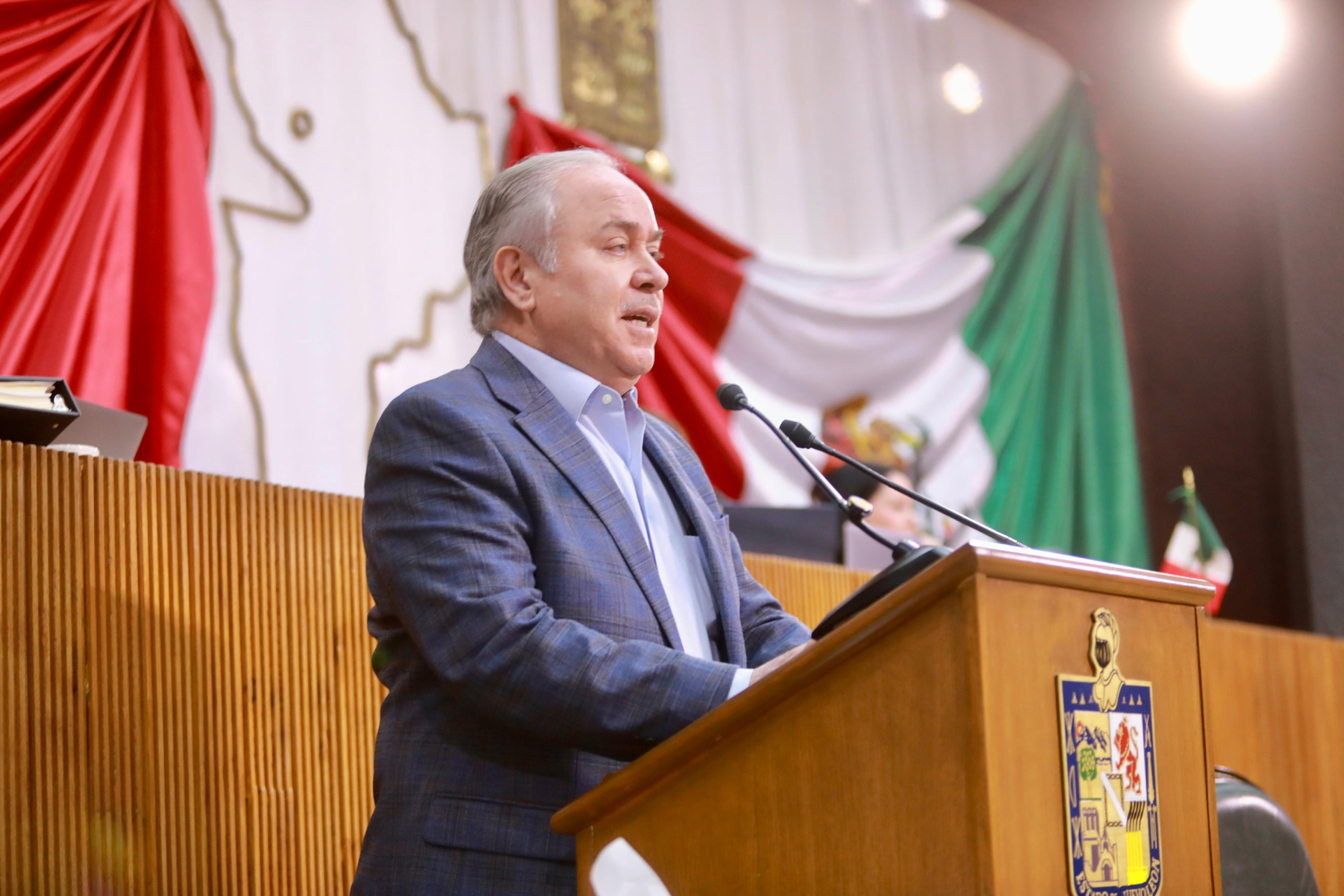 Busca Congreso frenar incrementos injustificados en seguros de gastos médicos