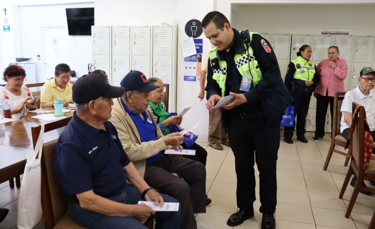 Promueve San Pedro movilidad segura de personas adultas mayores
