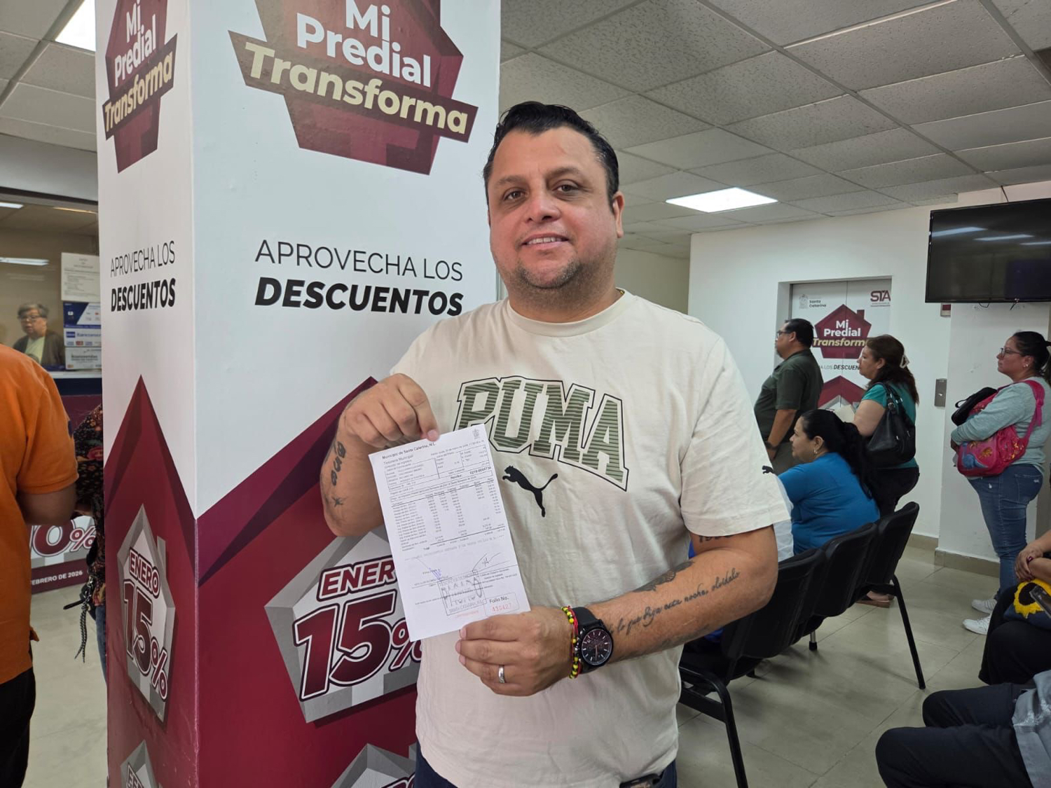 Aprovechan mil 400 ciudadanos el Borrón y Cuenta Nueva en Santa Catarina