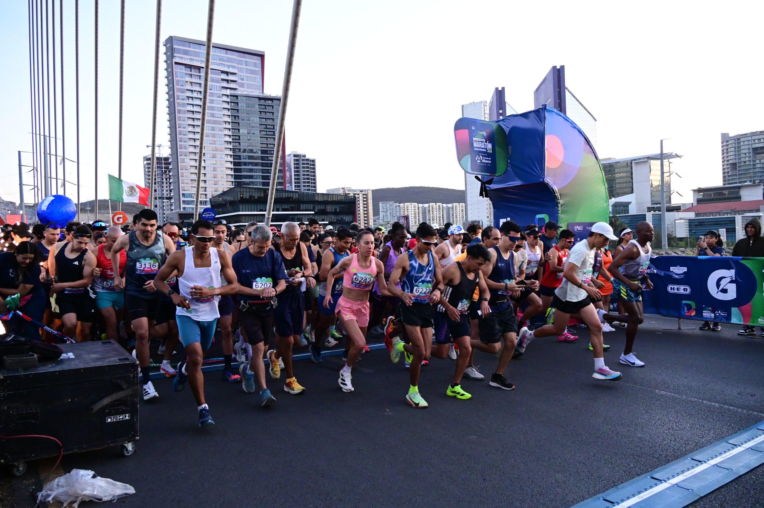 Realiza San Pedro el Primer Medio Maratón 21K 2026 con participación de 6 mil corredores