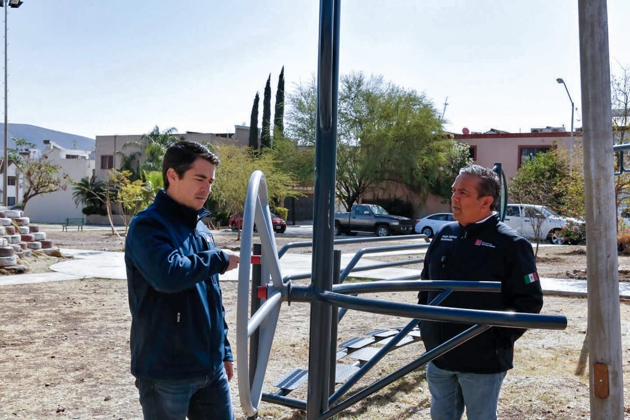 Supervisa Marcelo Segovia rehabilitación de parques y plazas