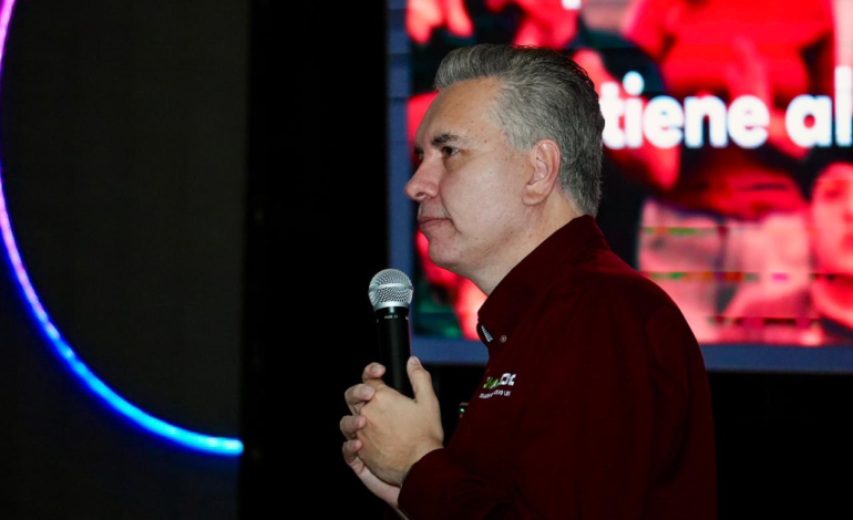 Waldo Fernández va por Nuevo León y llama a poner fin a la corrupción y al secuestro de las instituciones