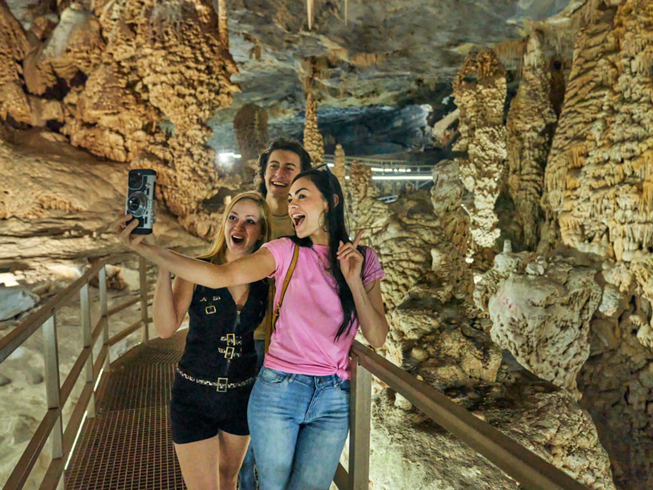 Espera NL decenas de miles de visitantes en esta Semana Santa