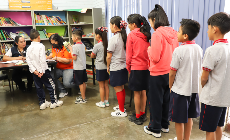 Lleva Salud NL vacuna de Sarampión a las aulas