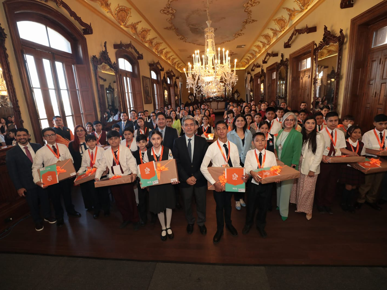 Reconocen a los mejores resultados en la Olimpiada del Conocimiento Infantil 2025