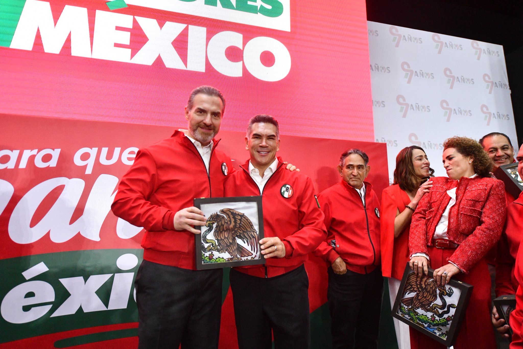 Abre PRI candidaturas para 2027 a ciudadanos o militantes de otros partidos