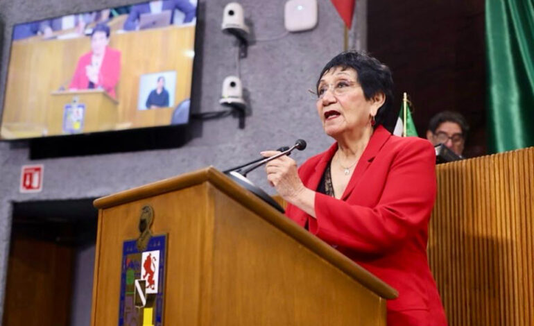 Apoya Diputada Lupita dar rango constitucional a la lactancia materna