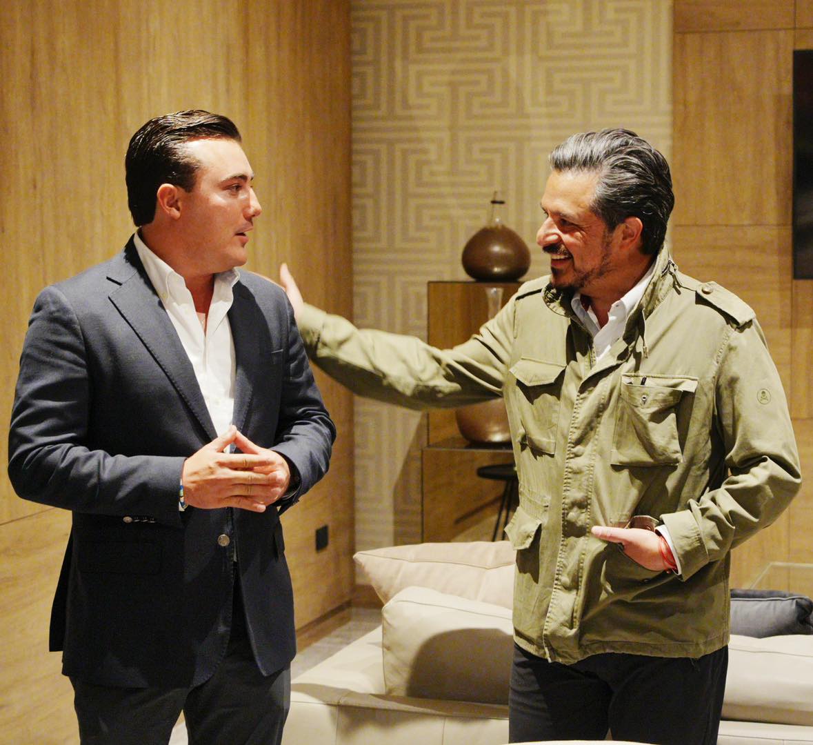 Sostiene alcalde de García reunión de trabajo con Zoé Robledo, director del IMSS