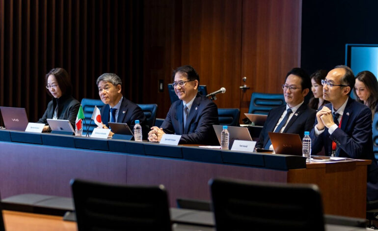 Samuel presenta a ejecutivos de Mitsubishi las ventajas de invertir en Nuevo León