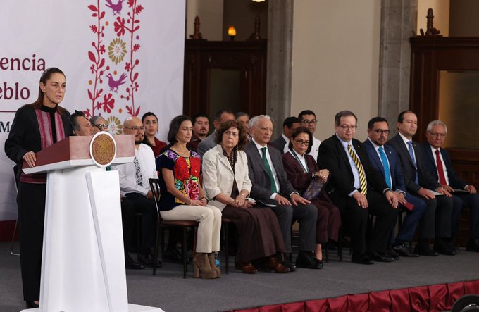 Presenta Sheinbaum a expertos que analizarán nuevas técnicas de ‘fracking’ para explorar gas «no convencional»