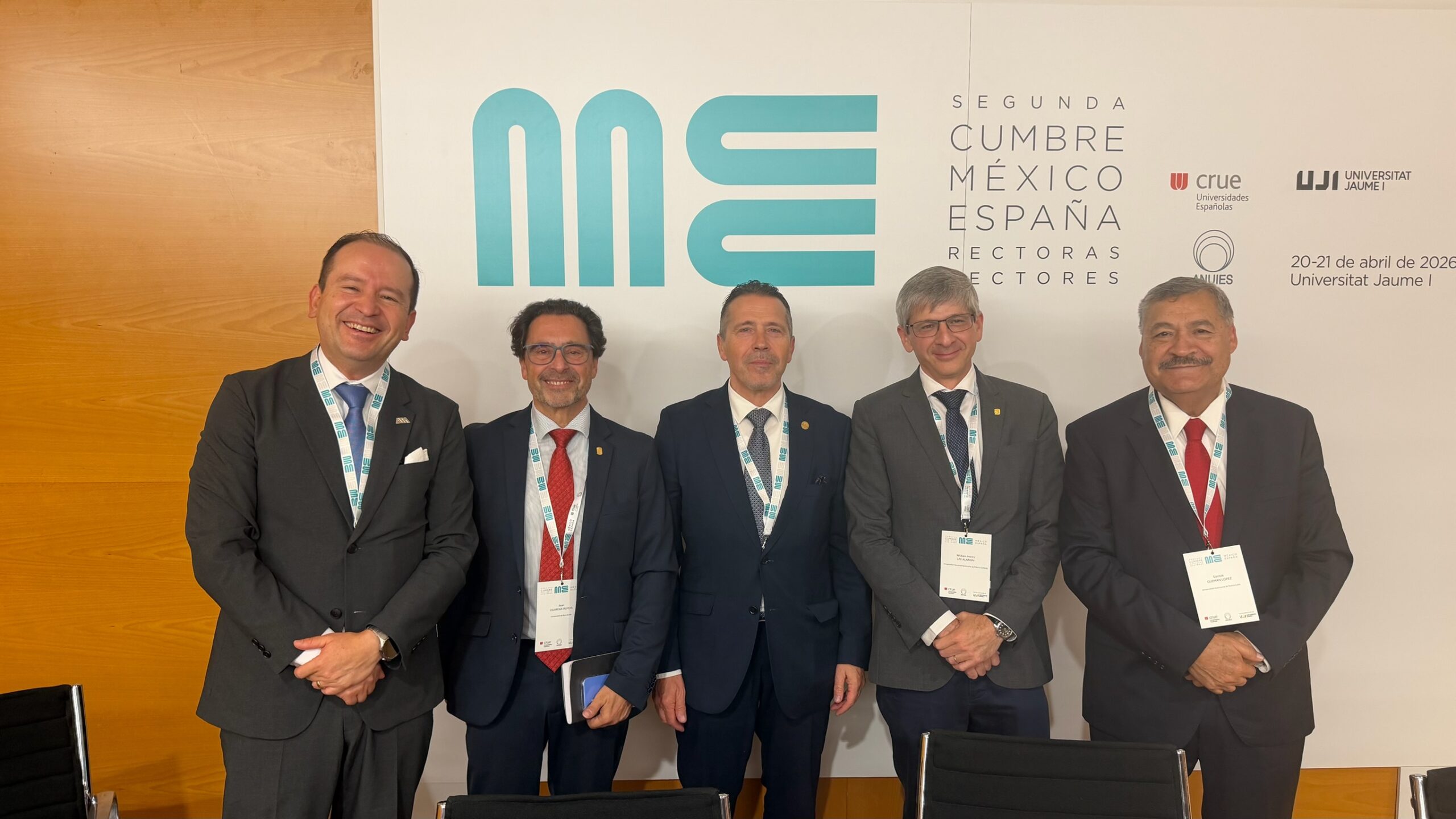 Participa Santos Guzmán en cumbre de rectores de México y España