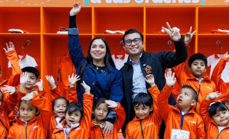 Anuncia Mónica Oyervides registro para“Uniformes ¡a tus órdenes!” en Juárez