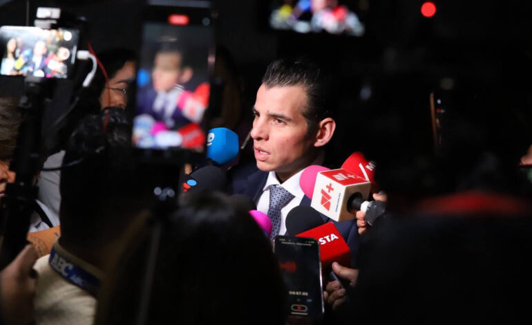Exige Miguel Flores penas&nbsp;más&nbsp;severas en delitos contra niñas y niños de Nuevo León