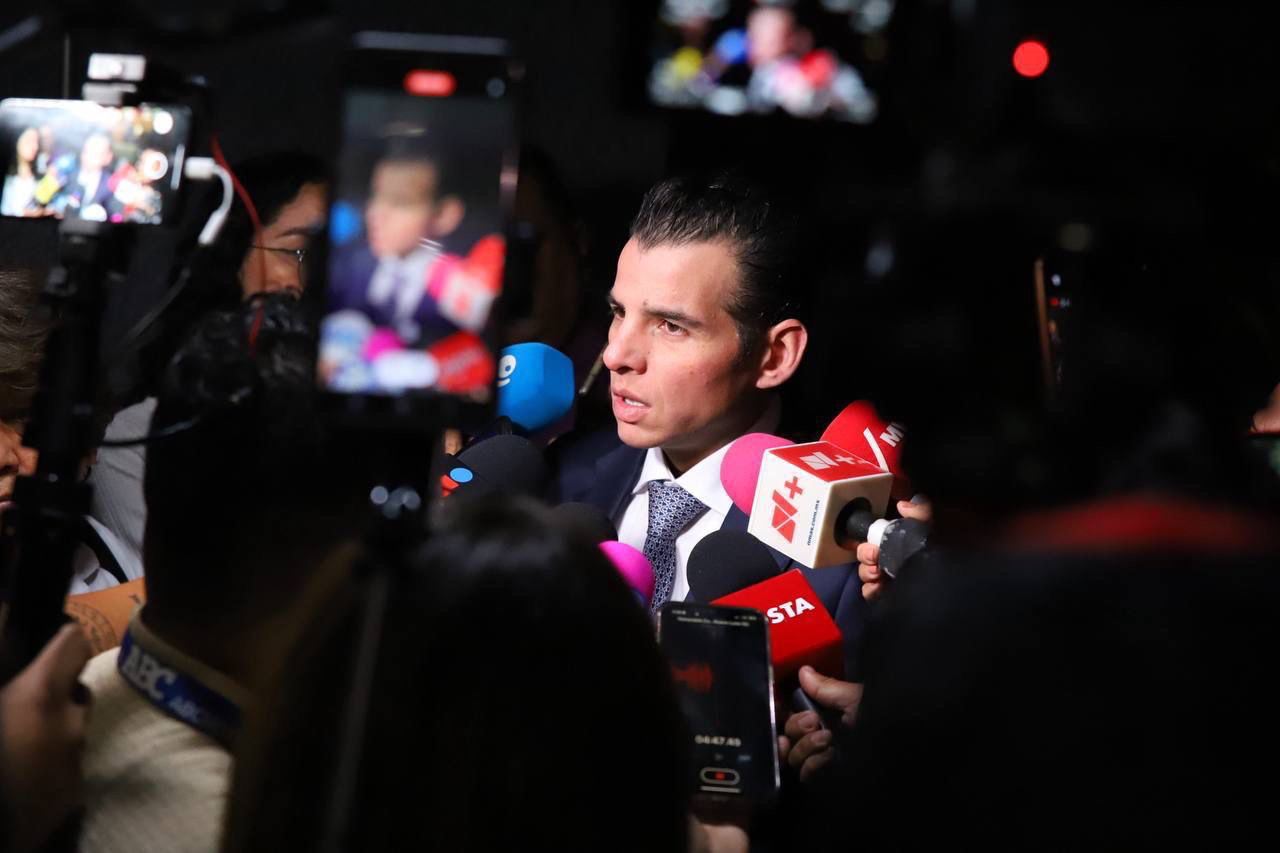 Exige Miguel Flores penas&nbsp;más&nbsp;severas en delitos contra niñas y niños de Nuevo León