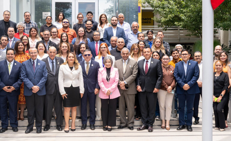 Celebran 30 años de autonomía del IEEPCNL